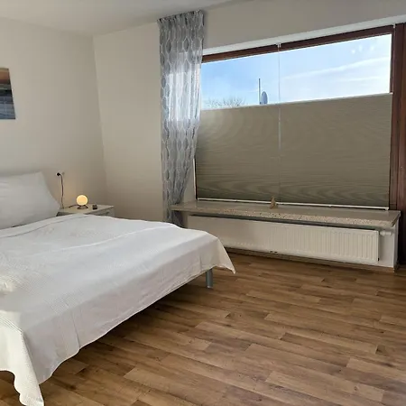 Haus-meeresglueck-wohnung-seeloewe *